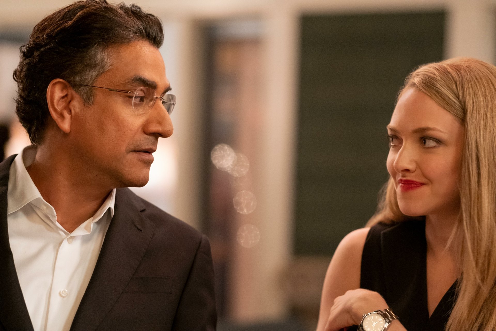 Naveen Andrews Amanda Seyfried TV Show The Dropout Image