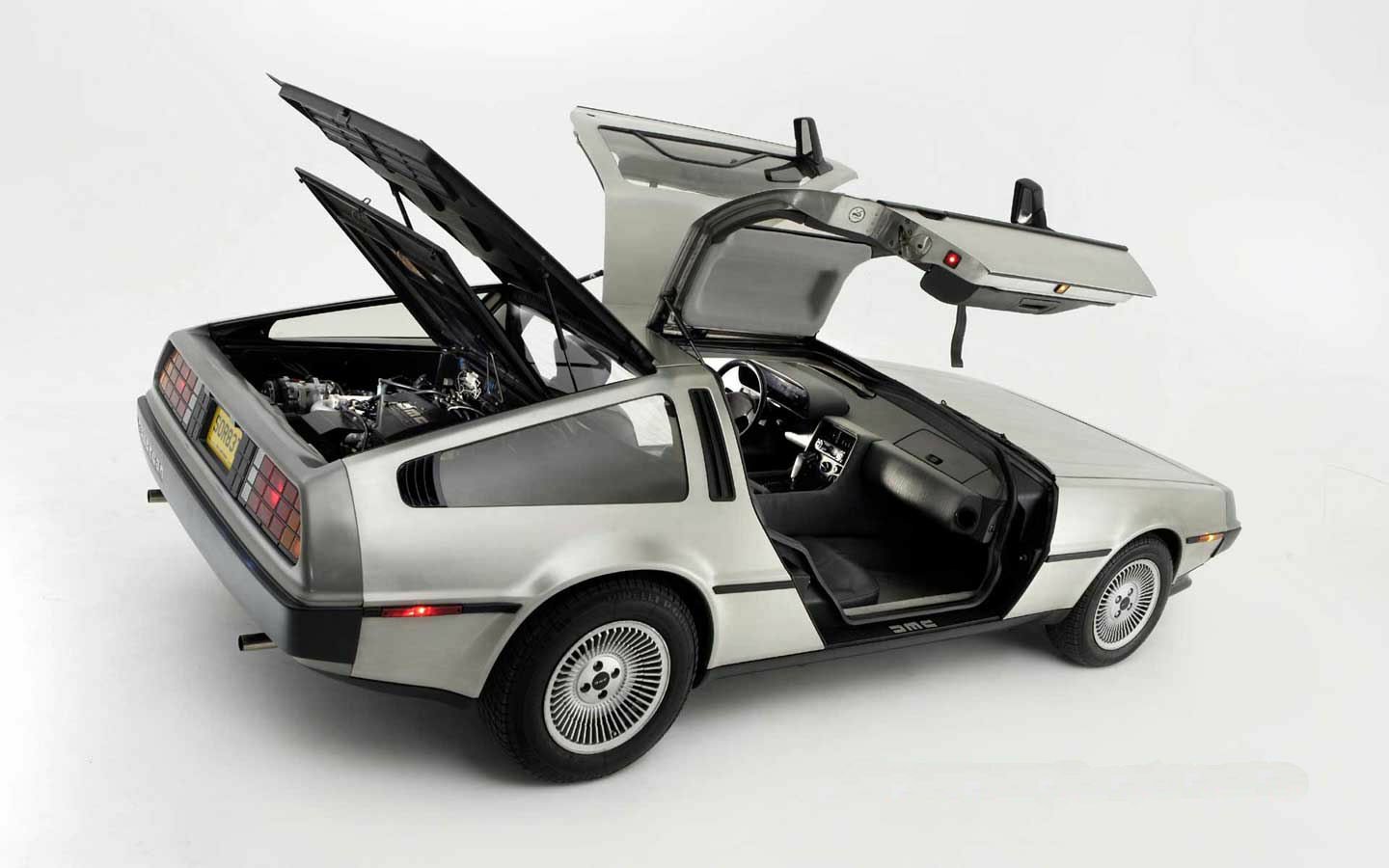 vehicle DeLorean Image