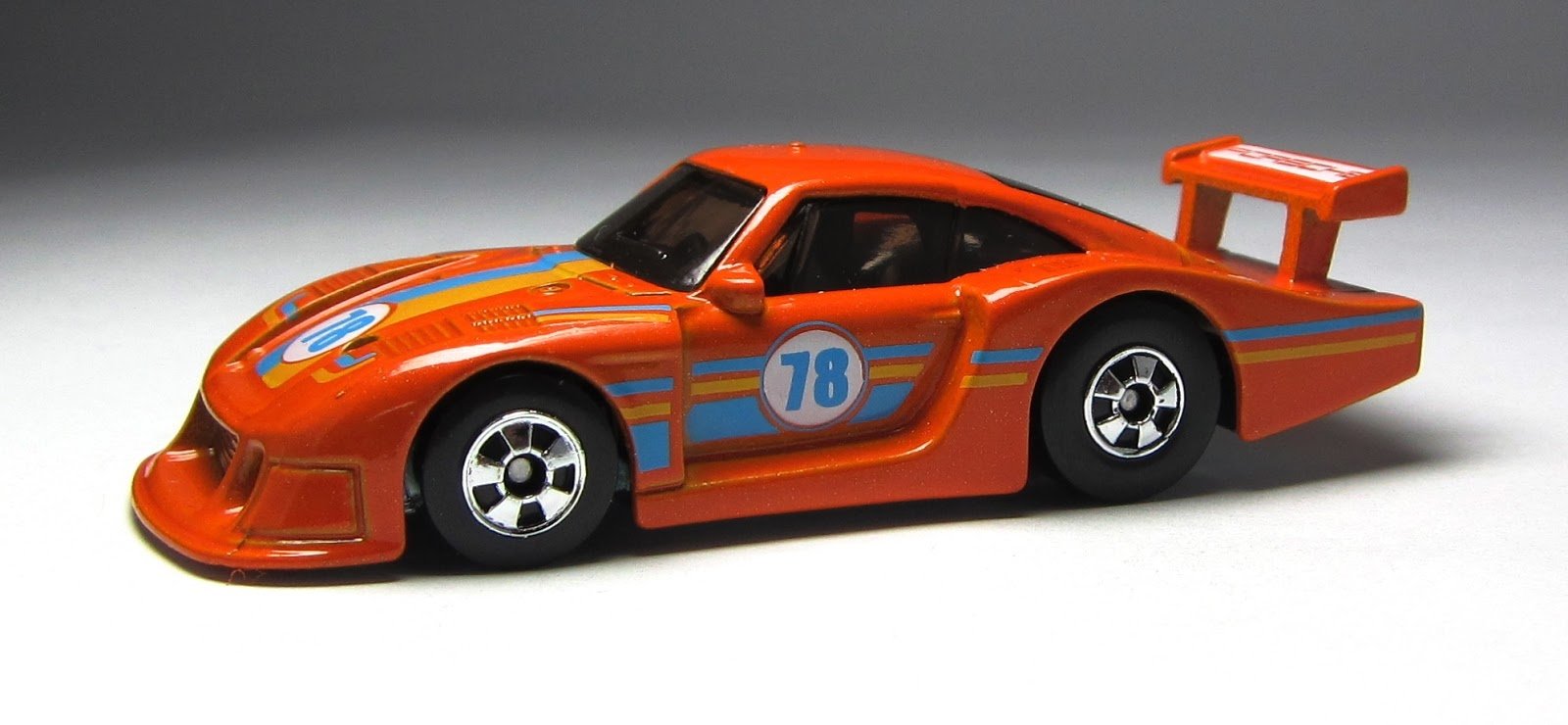  Hot Wheels Flying Customs Porsche 935/78