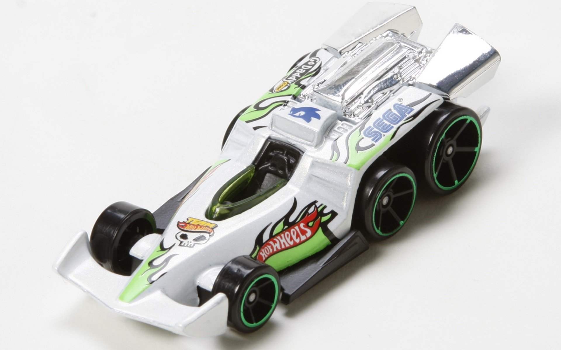  Sega Sonic Hot Wheels Racing Car