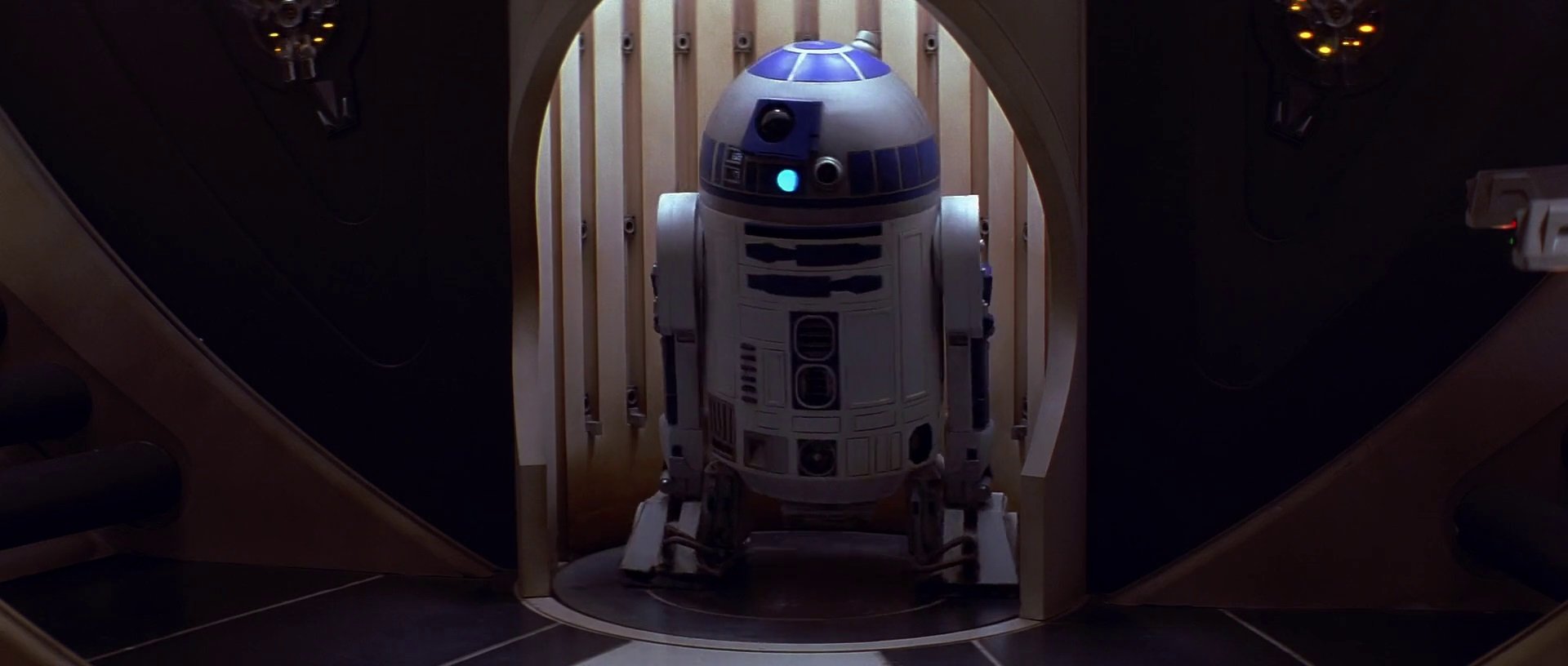 Star Wars: Episode I - The Phantom Menace movie Image