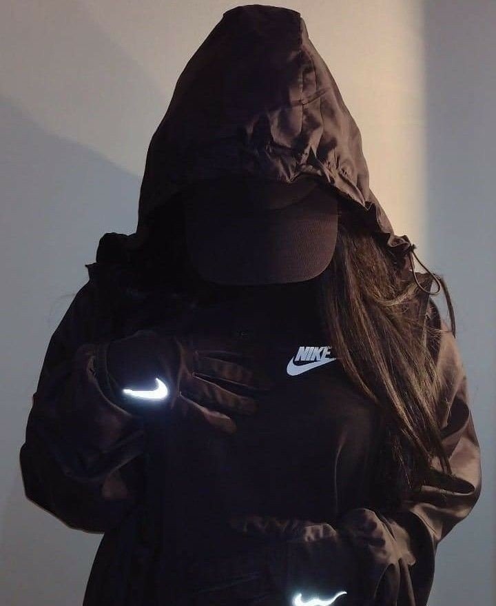dark Nike Image