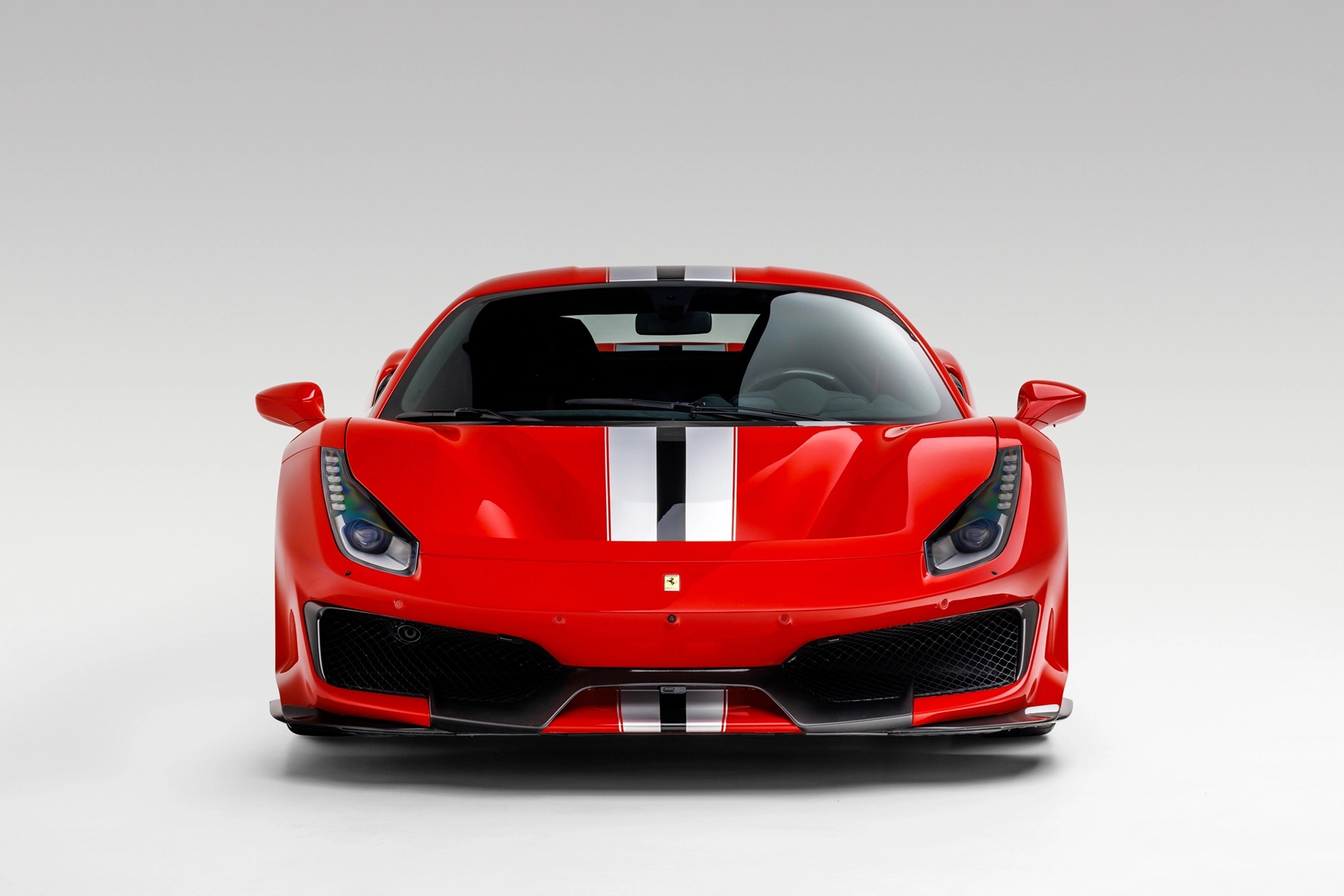 Download Vehicle Ferrari 488 Pista Image