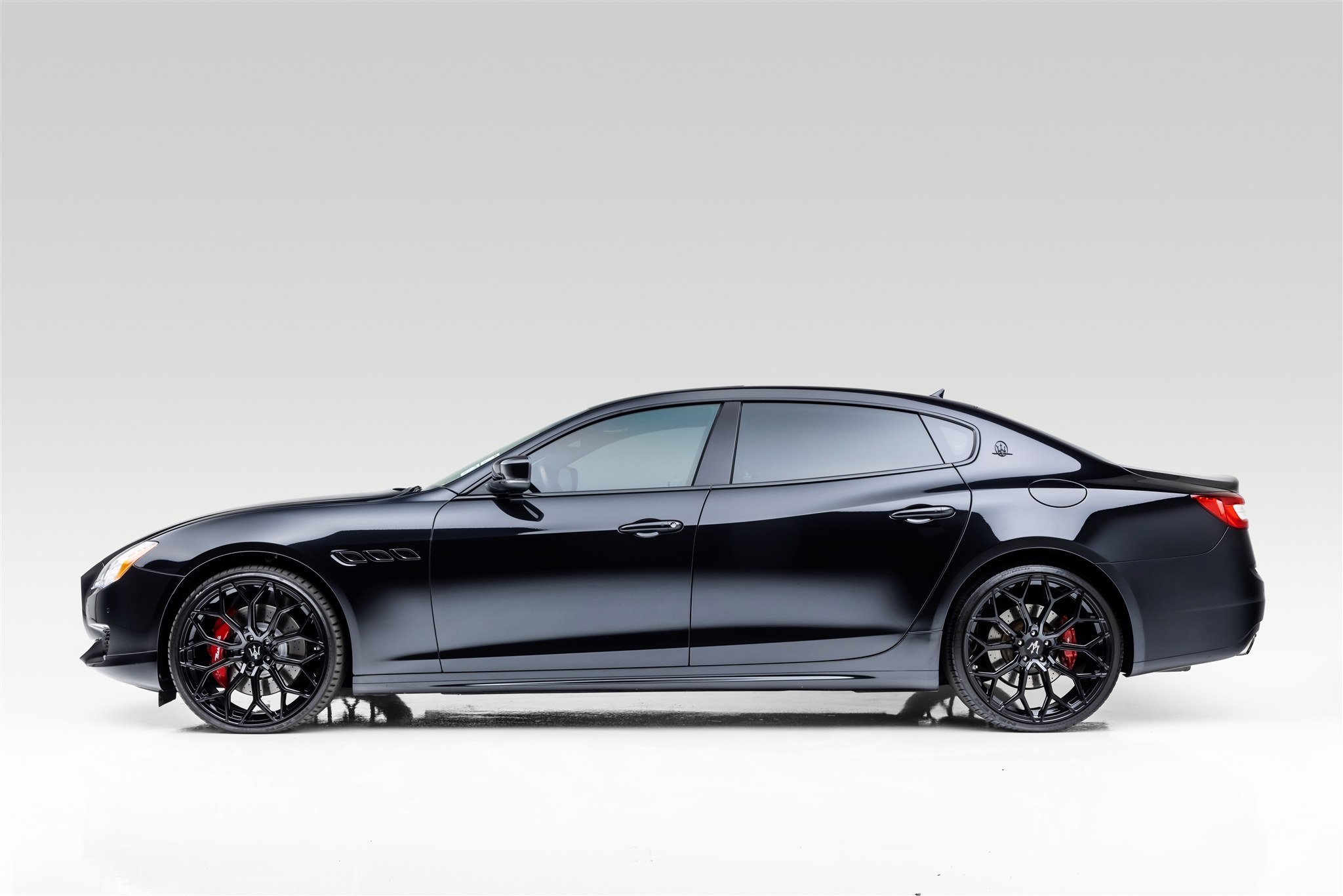 2016 Maserati Quattroporte GTS Ermenegildo Zegna Edition
