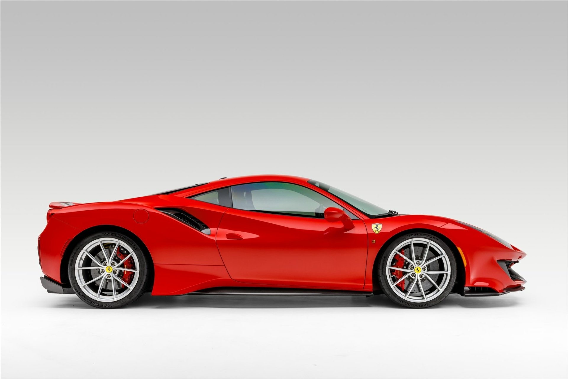 Ferrari 488 Pista - Desktop Wallpapers, Phone Wallpaper, PFP, Gifs, and ...