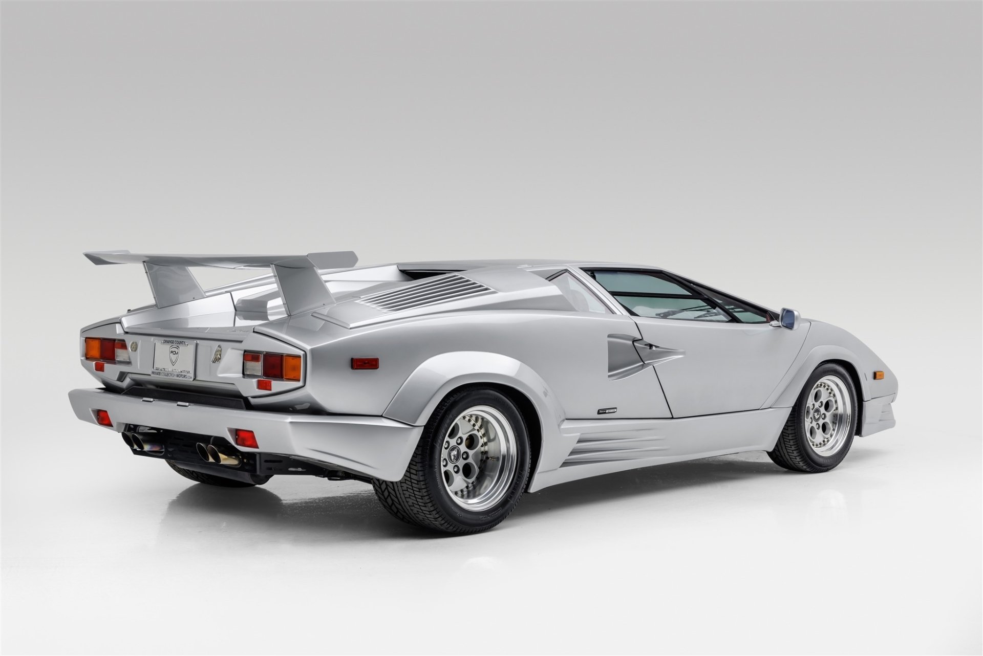 Lamborghini Countach 25th Anniversary - Desktop Wallpapers, Phone ...