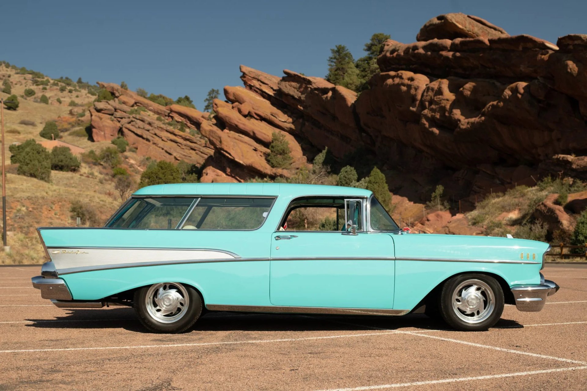 1957 Chevrolet Bel Air Nomad - Image Abyss