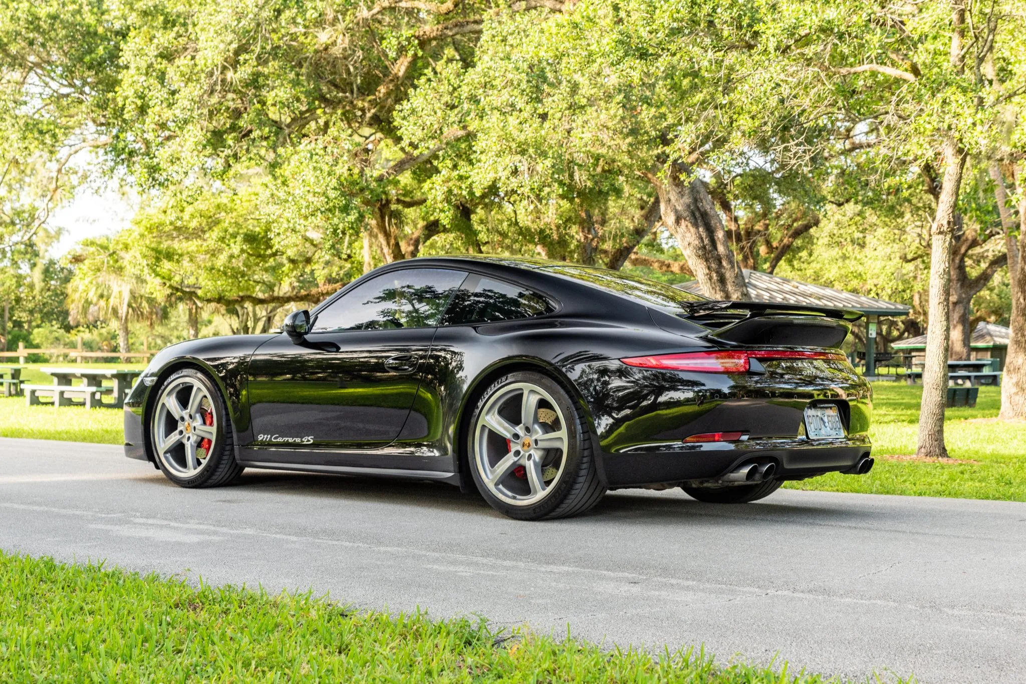 Porsche 911 Carrera 4s Coupe