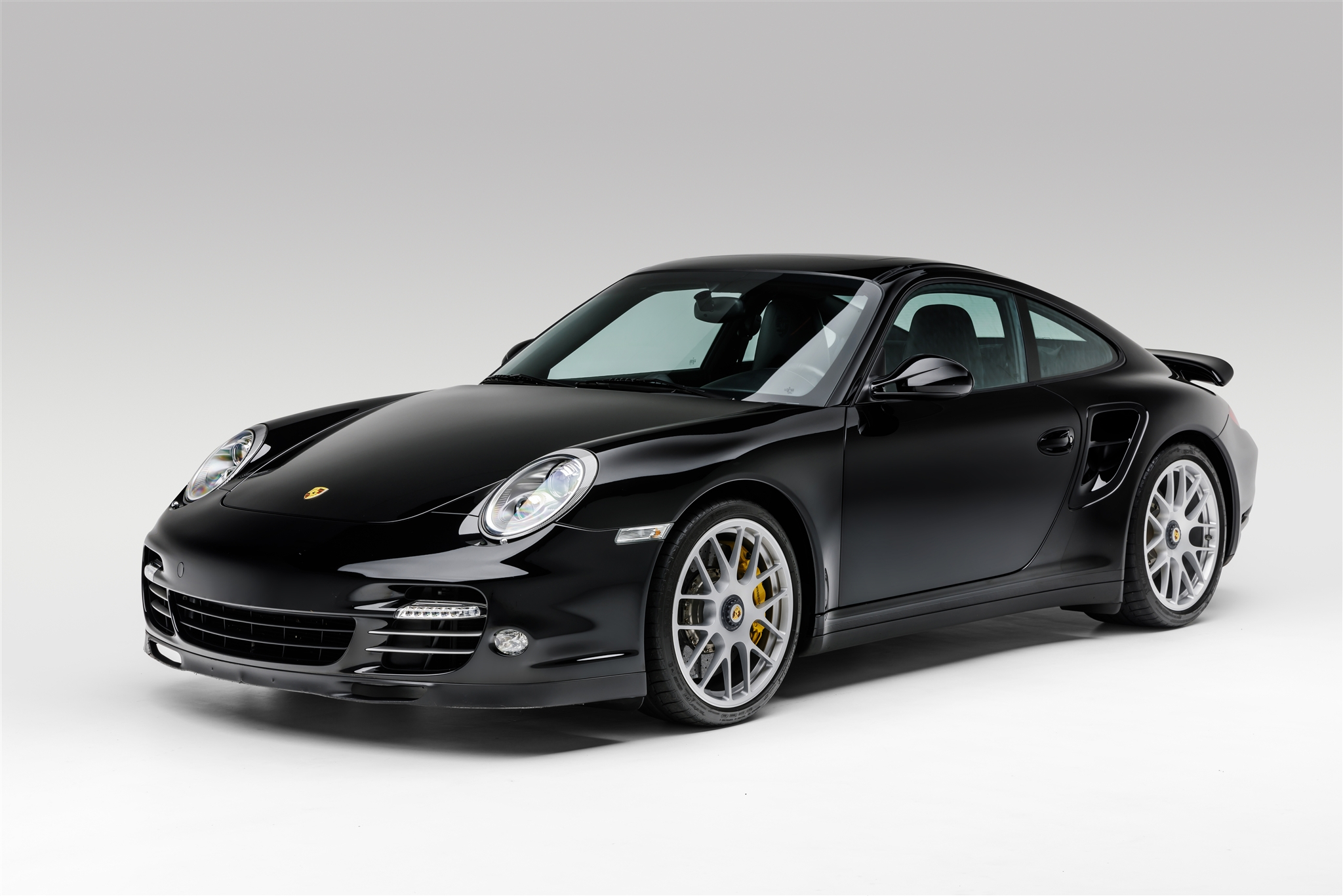 2011 Porsche 911 (997.2) Turbo S Coupe - Image Abyss