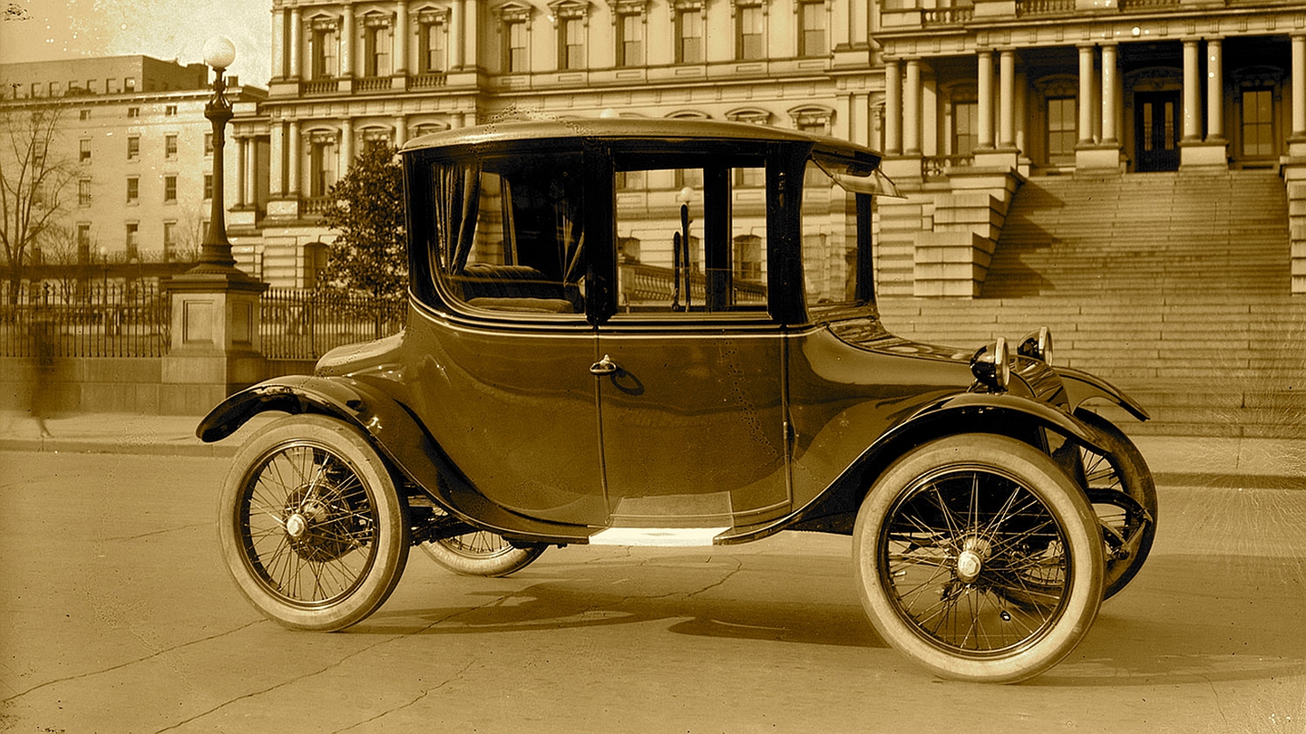 Detroit Electric 1912 года.