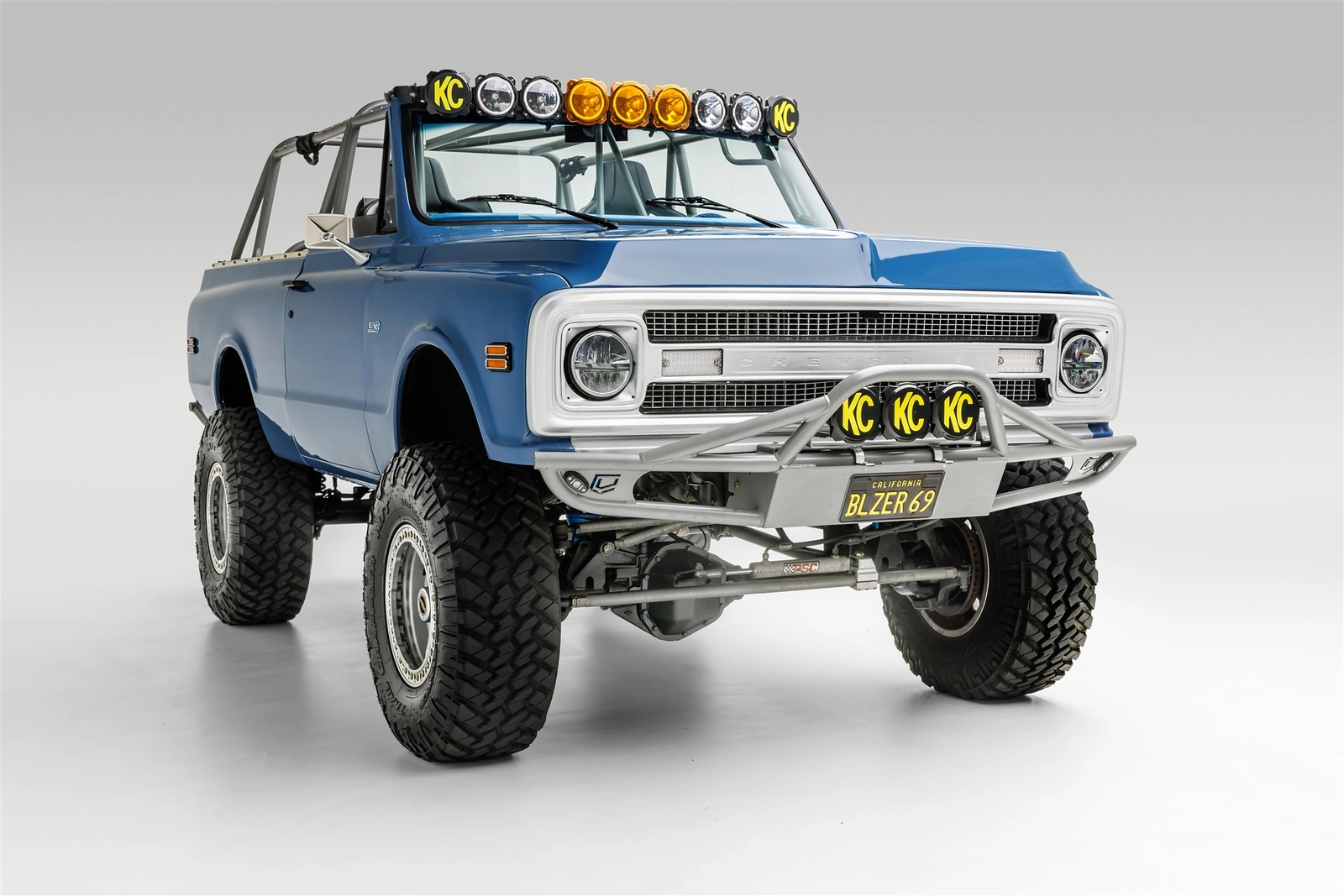 1969 Chevrolet K5 Blazer - Image Abyss