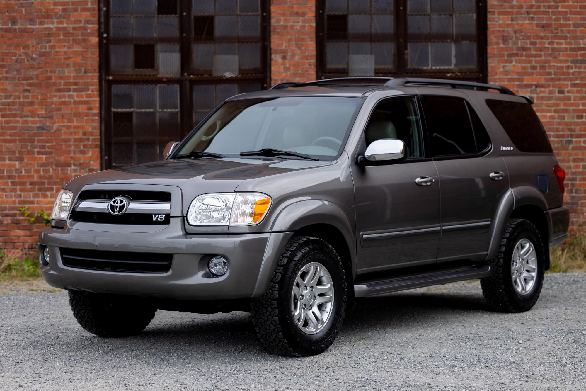 2007 Toyota Sequoia Limited - Image Abyss