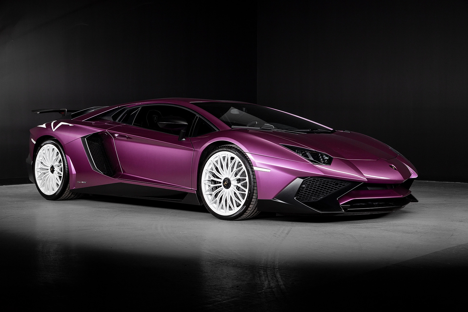 2017 Lamborghini Aventador LP750-4 SV Coupe - Image Abyss