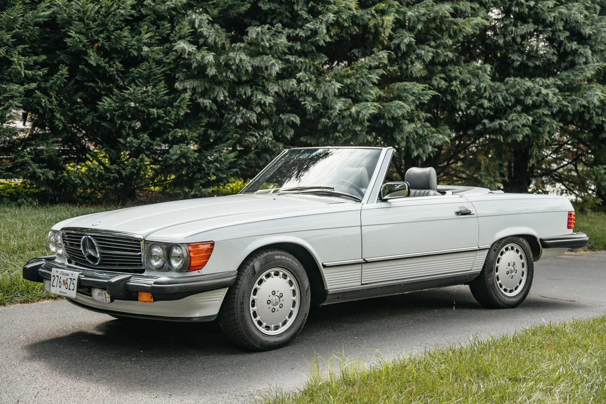 1989 Mercedes-Benz 560SL - Image Abyss