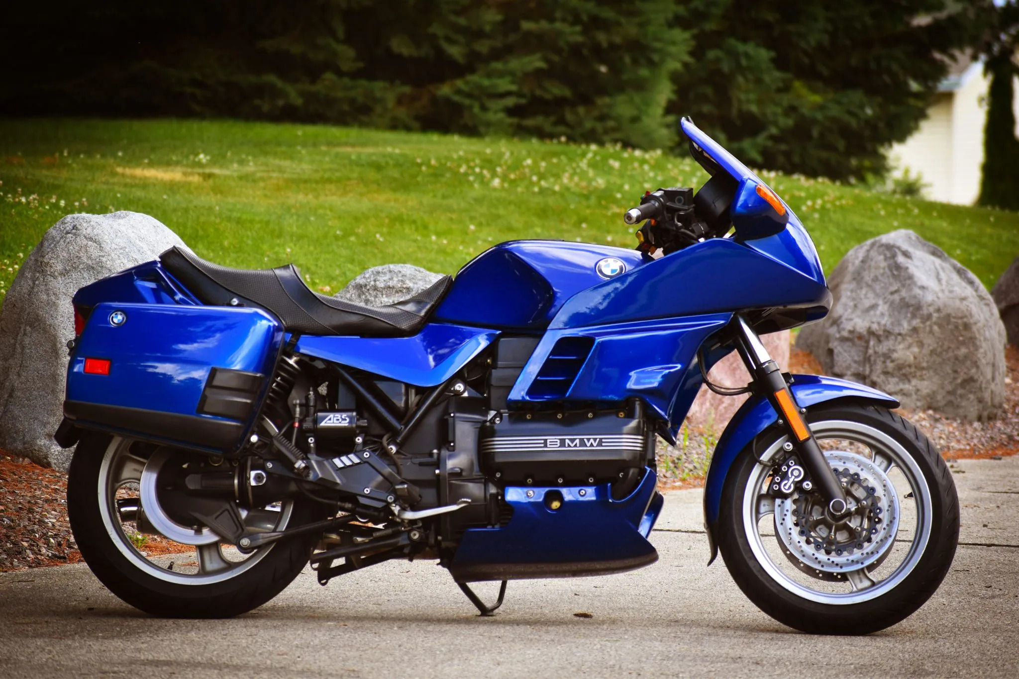 1992 BMW K100RS - Image Abyss