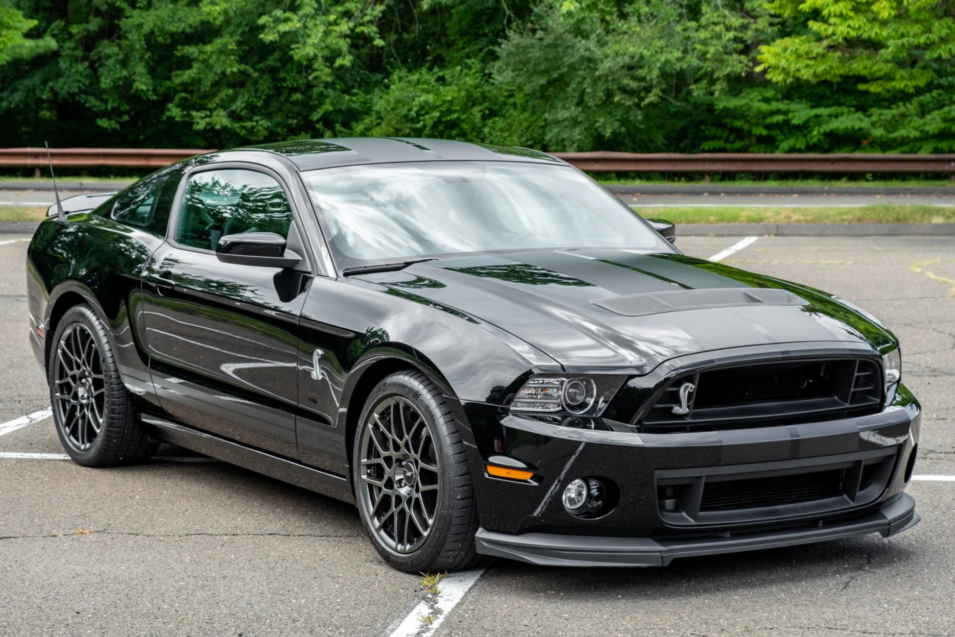 2013 Ford Mustang Shelby GT500 Coupe - Image Abyss