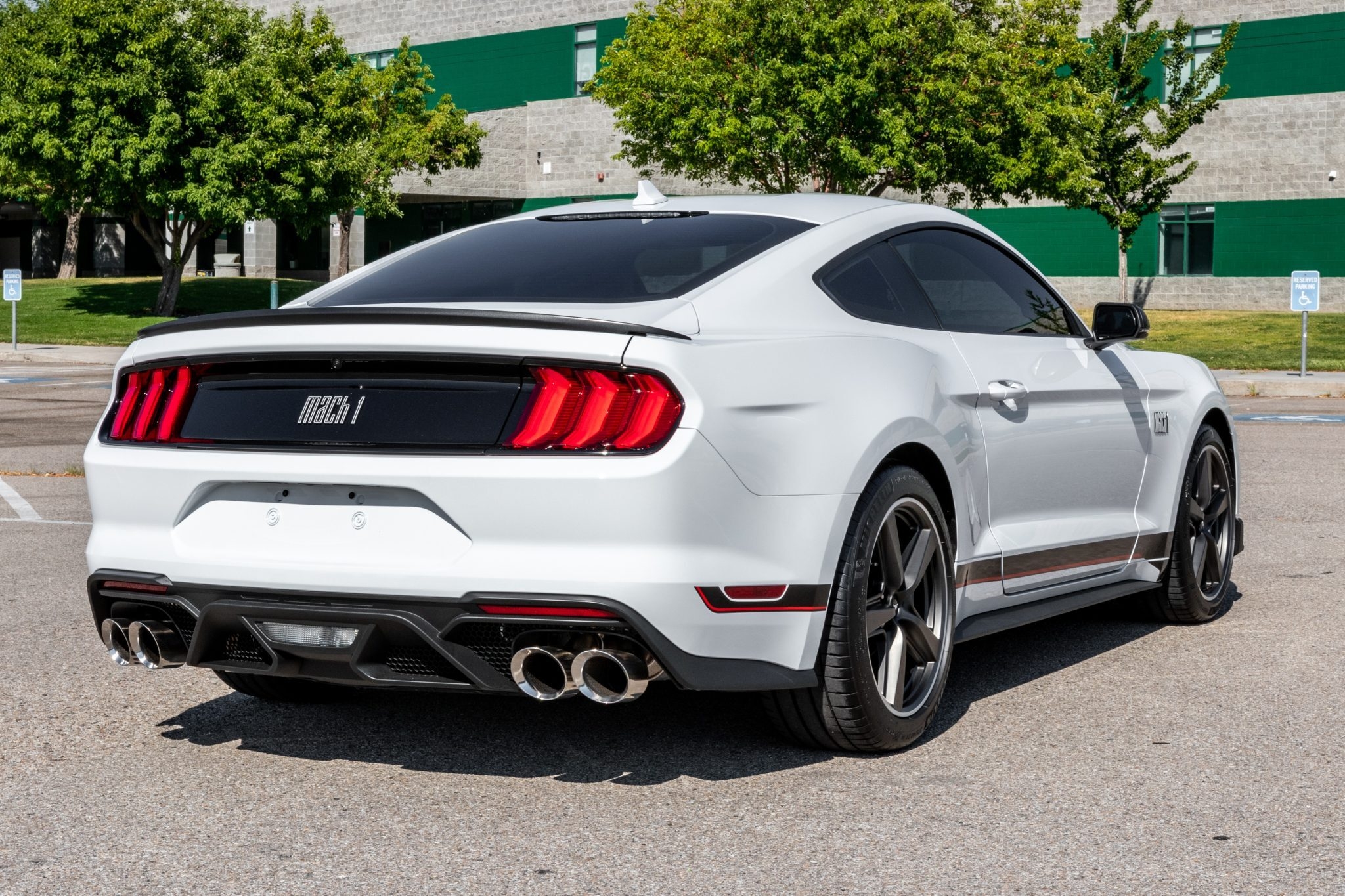 2021 Ford Mustang Mach 1 - Image Abyss