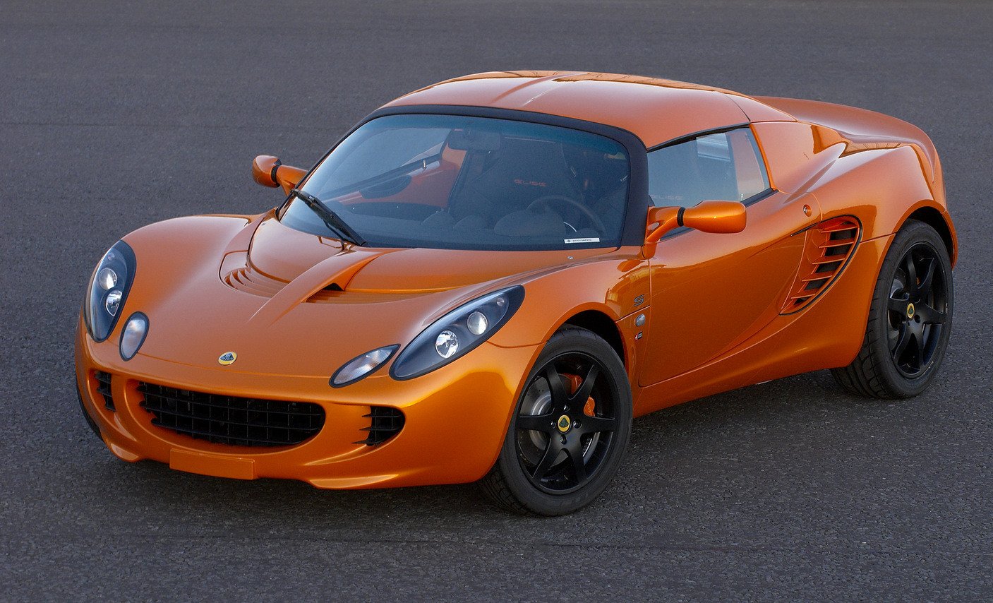 Lotus (Car) vehicle Lotus Elise Image
