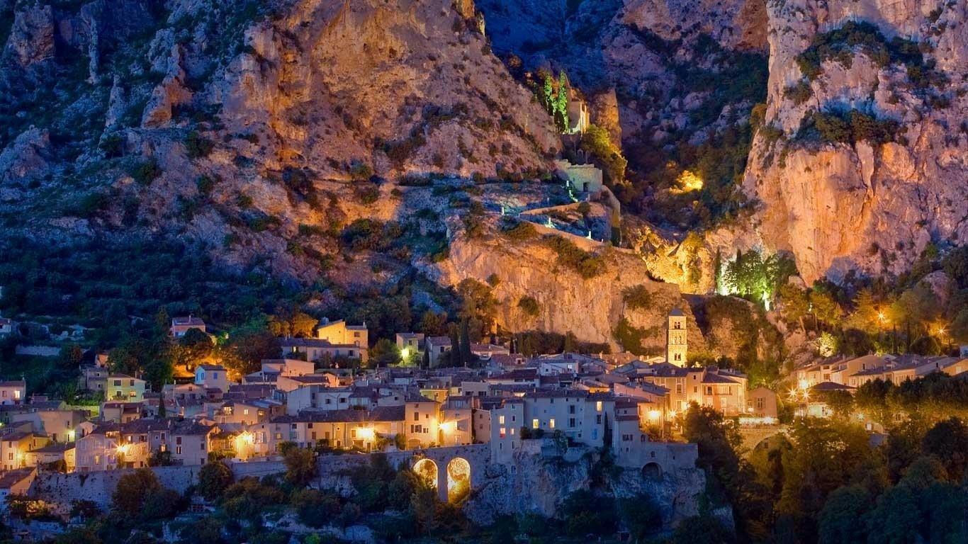 France man made Moustiers-Sainte-Marie Image