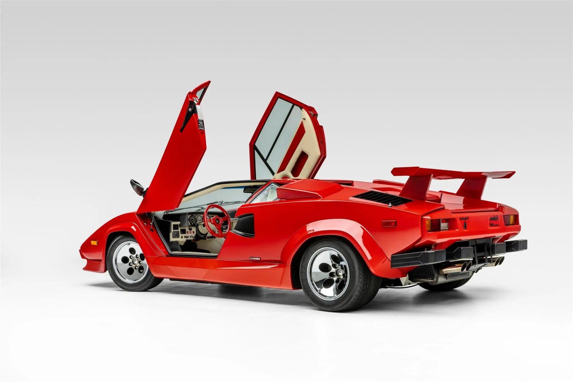 Lamborghini Countach - Desktop Wallpapers, Phone Wallpaper, PFP, Gifs ...