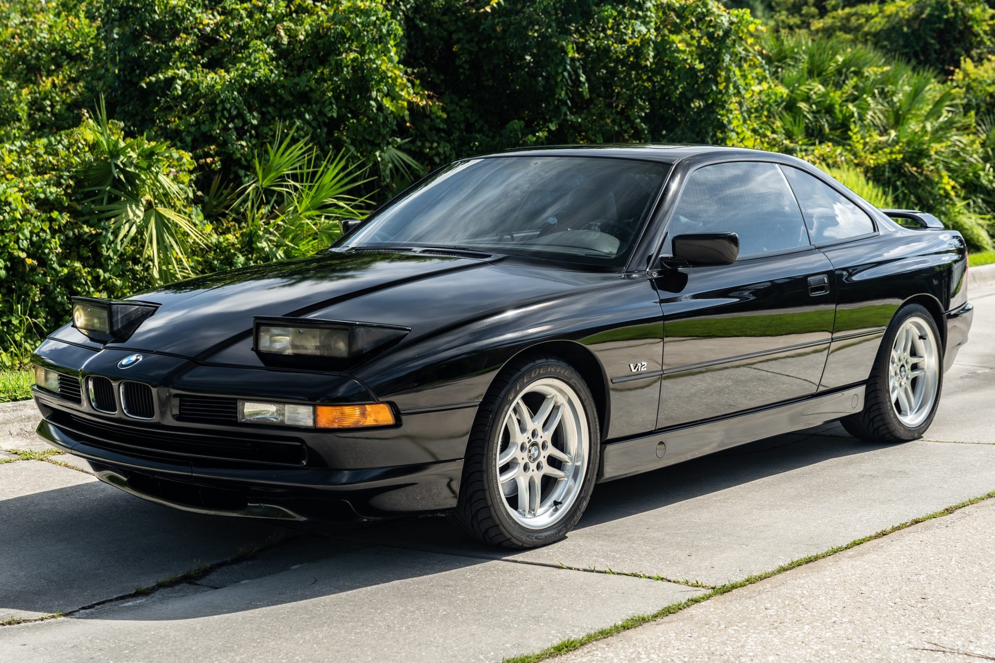 1993 BMW 850Ci - Image Abyss