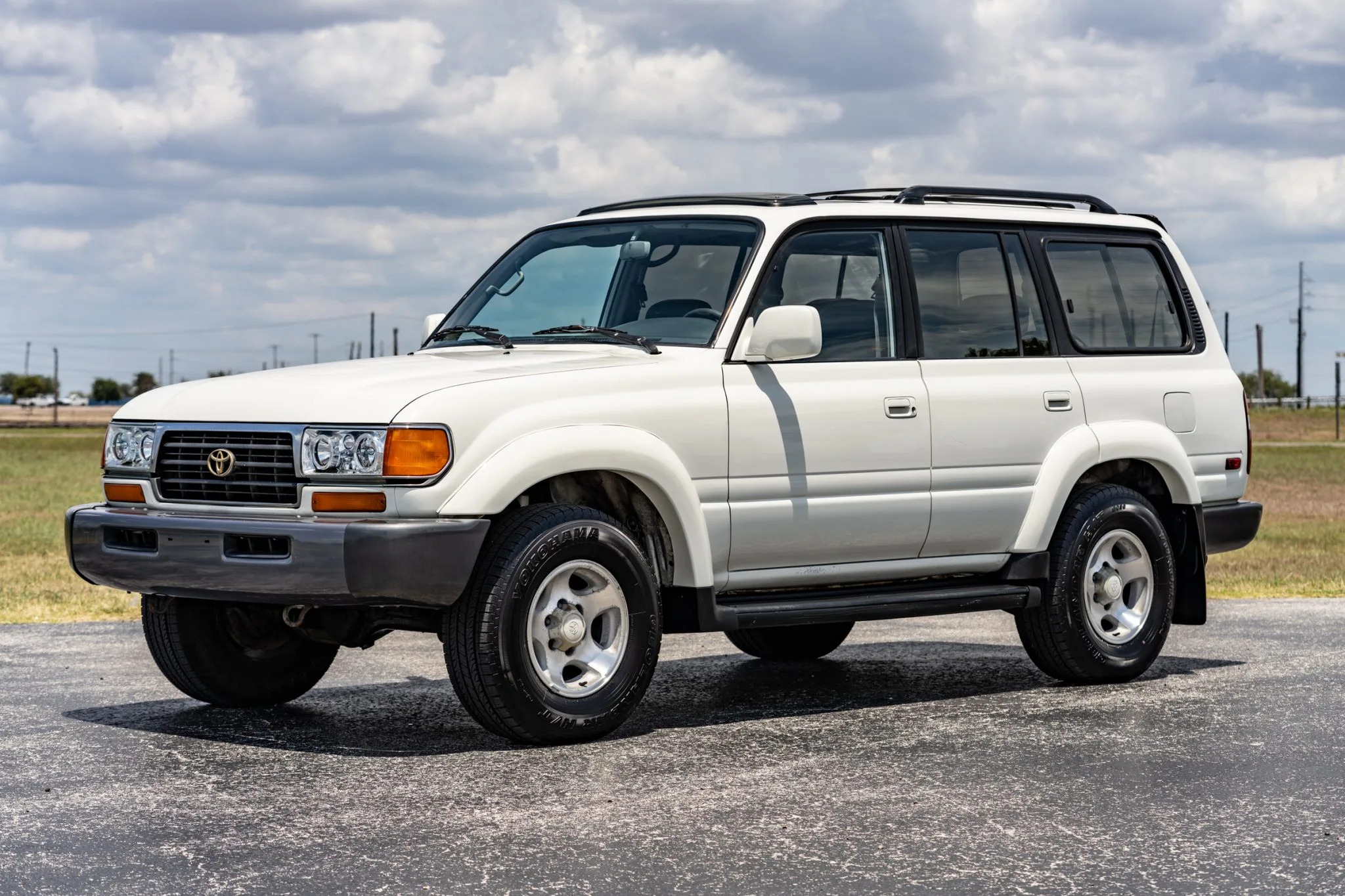 1995 Toyota Land Cruiser FZJ80 - Image Abyss