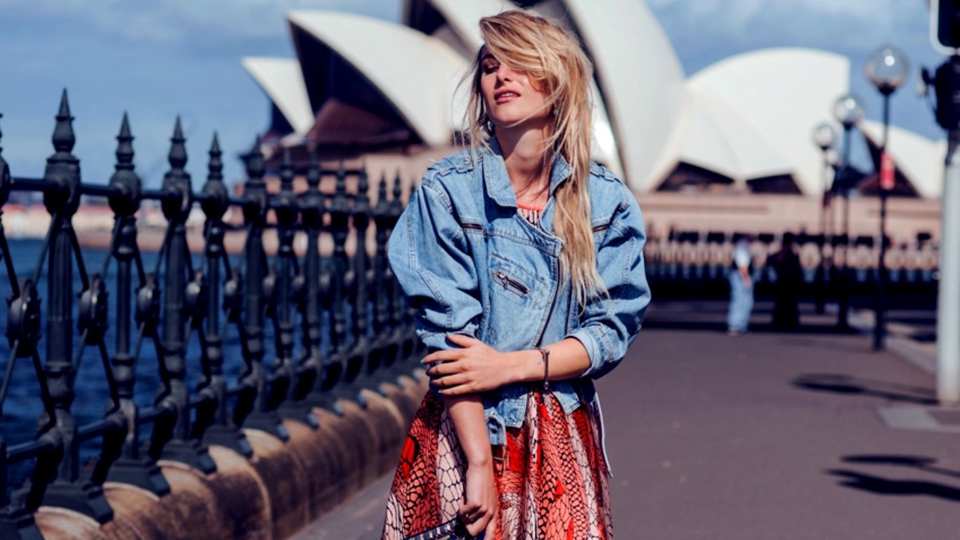 woman Rebecca Laurey Image