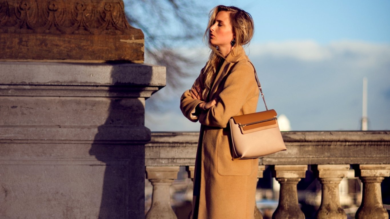 woman Rebecca Laurey Image