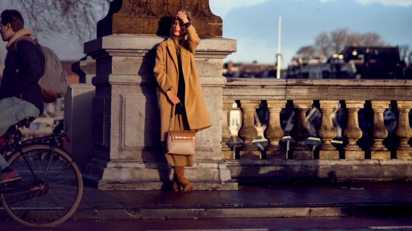 woman Rebecca Laurey Image