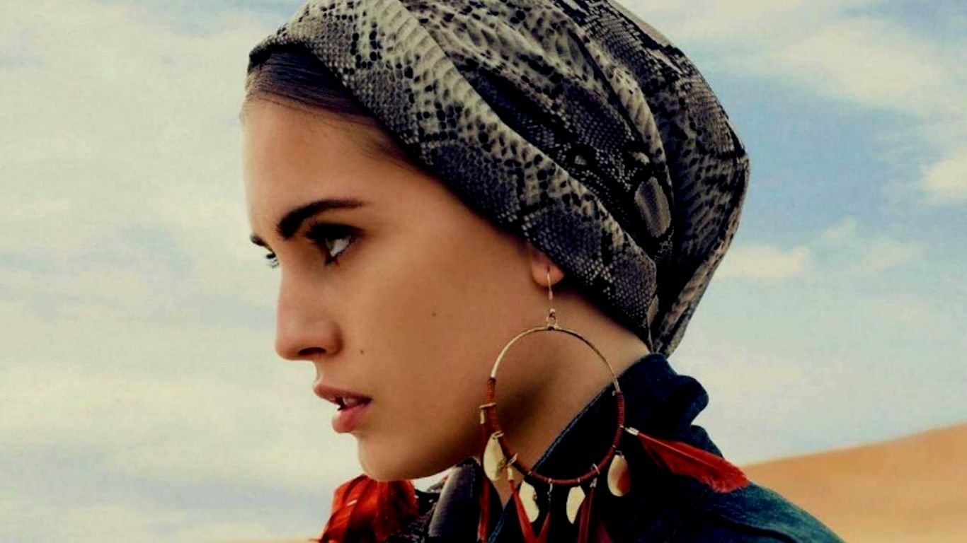 woman Nadja Bender Image