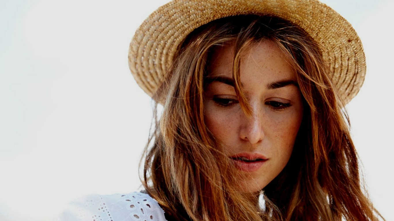 woman Carmen Hamilton Image