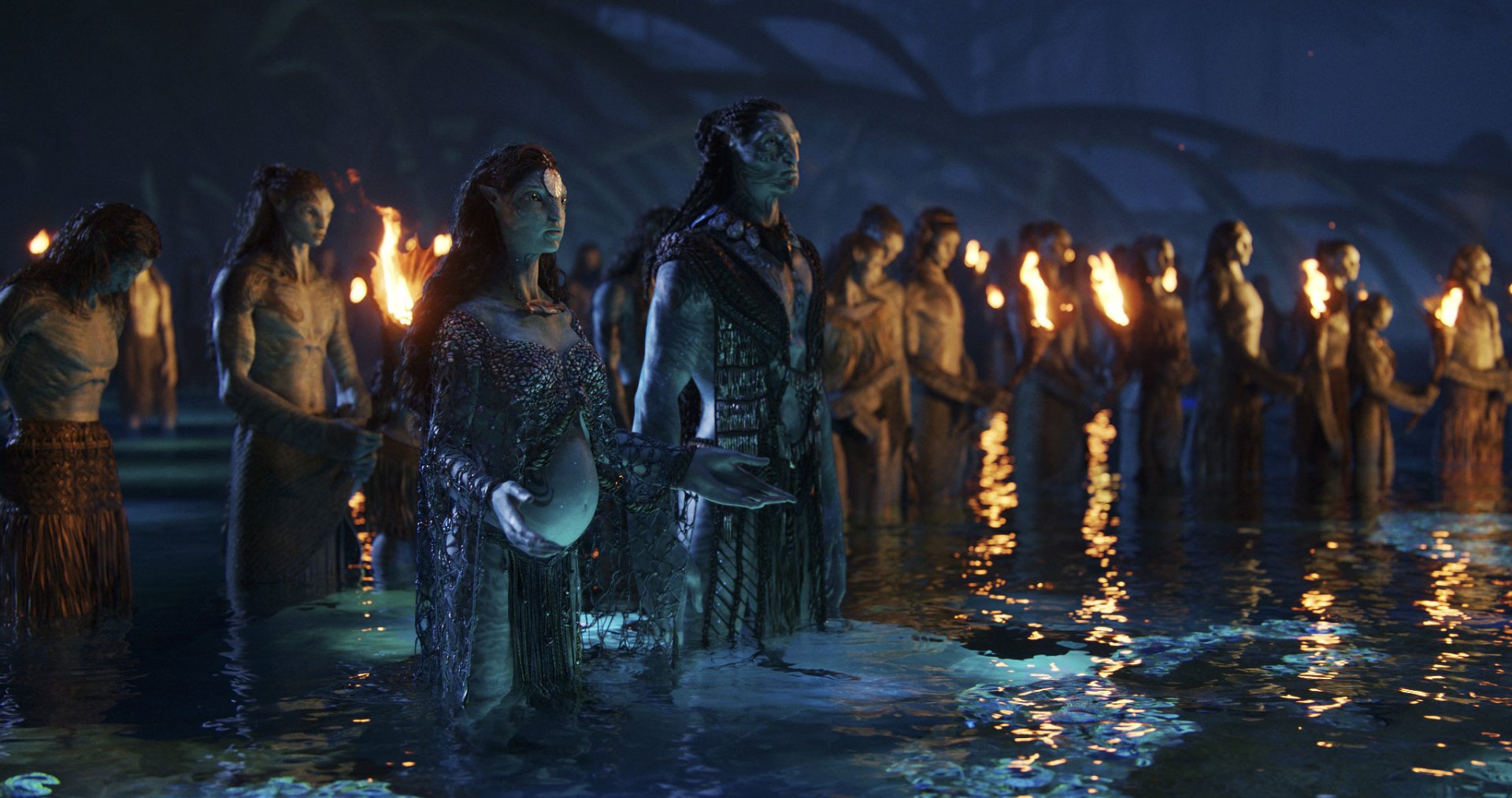 movie Avatar: The Way of Water Na'vi gathering night Image