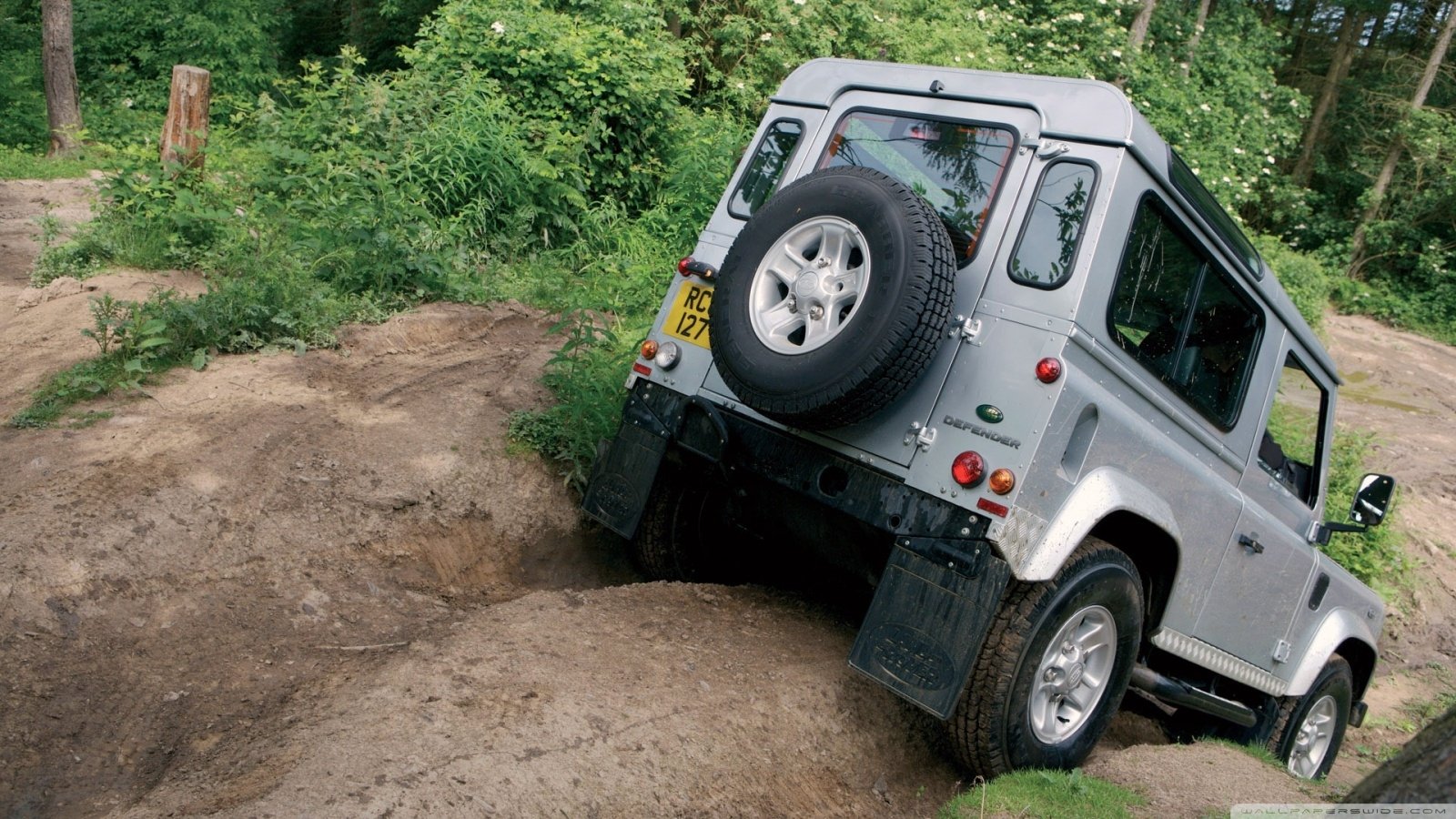 vehicle Land Rover Defender Image