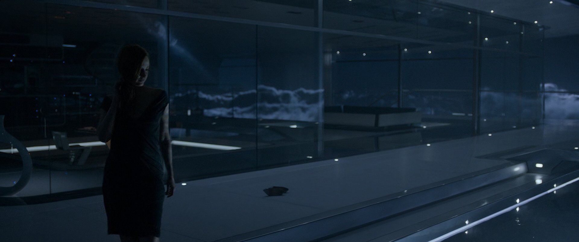 Victoria (Oblivion) movie Oblivion (2013) Image