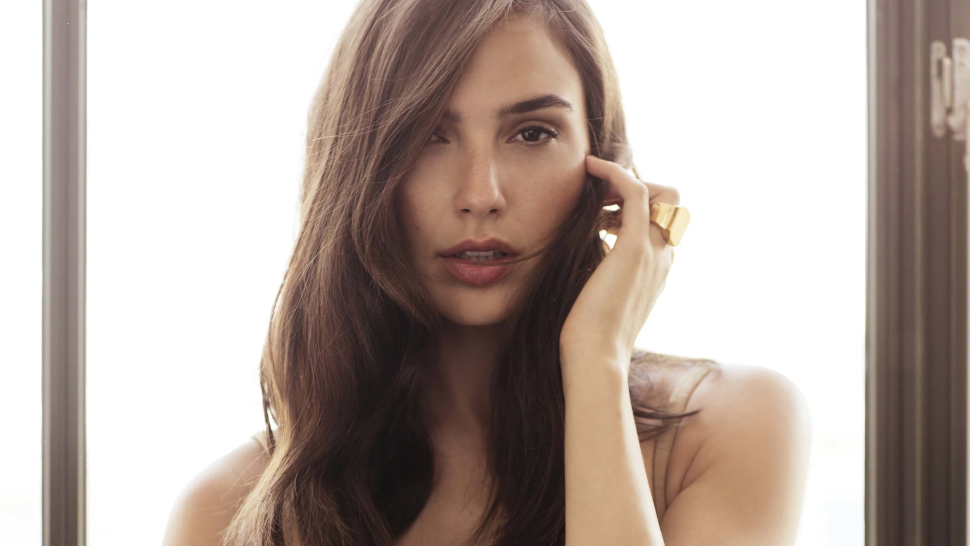 Gal Gadot - Desktop Wallpapers, Phone Wallpaper, PFP, Gifs, And More!