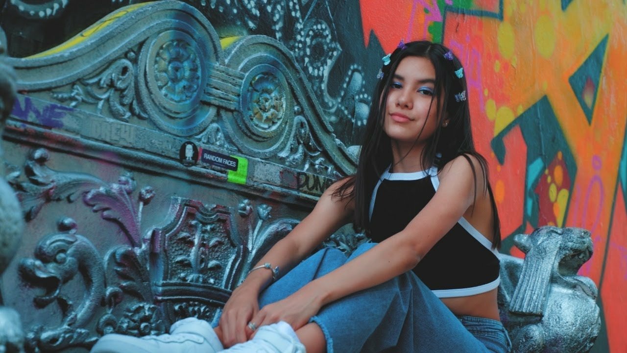  Ana Emilia Buena Suerte