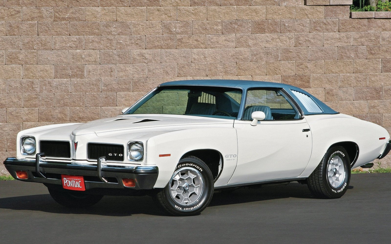 vehicle Pontiac Image