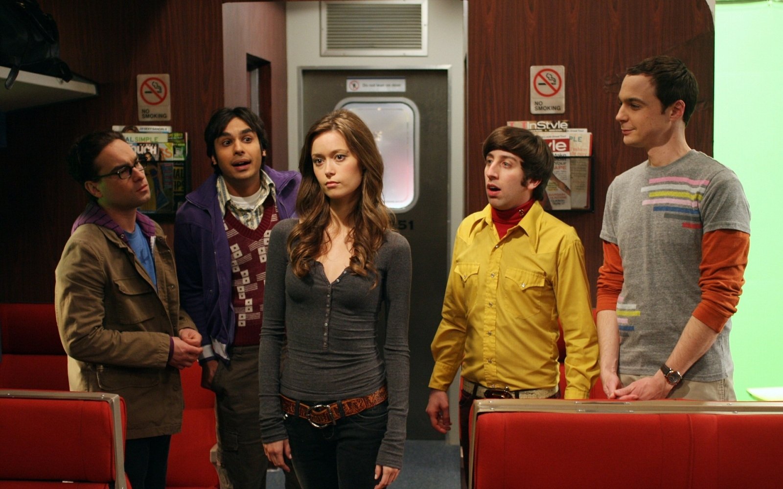 Sheldon Cooper (Jim Parsons), Howard Wolowitz (Simon Helberg), Raj Koothrappali (Kunal Nayyar), Leonard Hofstadter (Johnny Galecki), and Summer Glau in The Big Bang Theory.