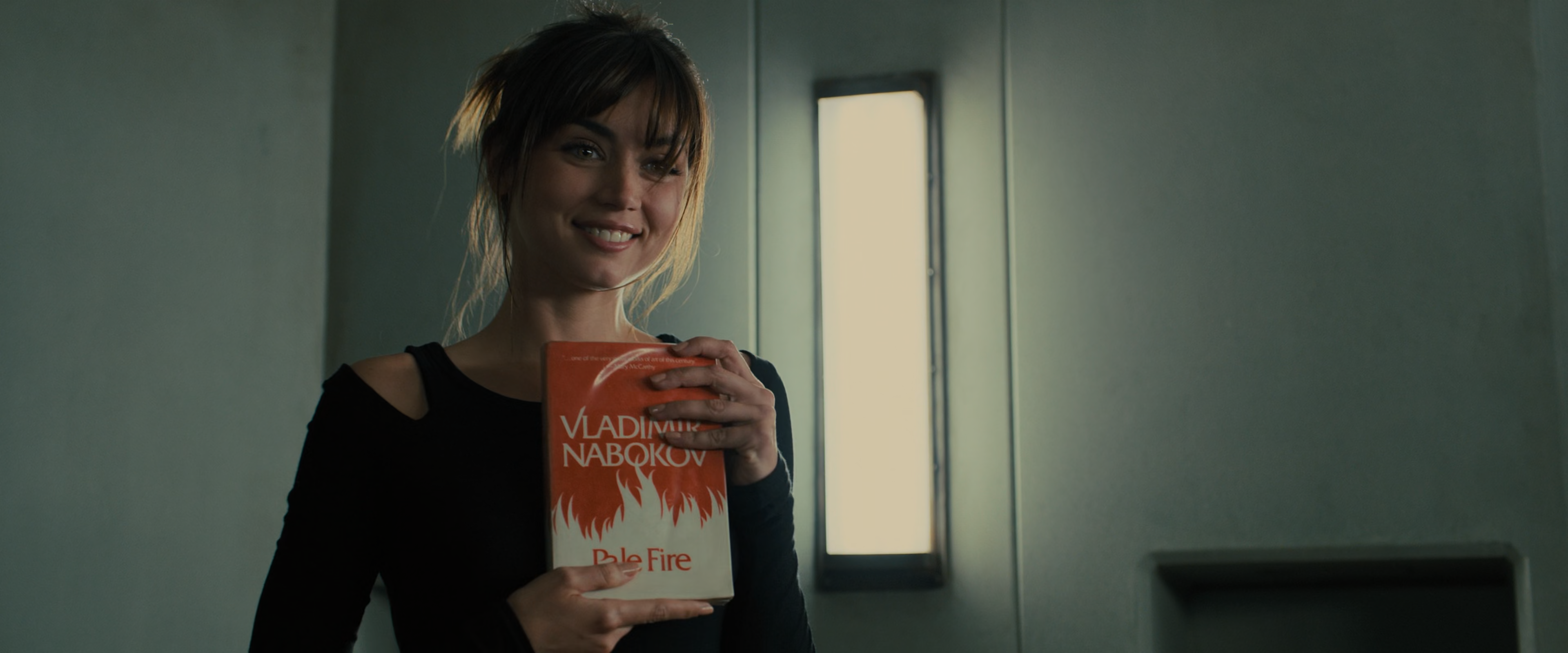 ана де армас blade runner. ана де армас blade runner 2049. ана де армас джой бегущий по лезвию 2049. джой бегущий. ана де армас бегущий по лезвию.