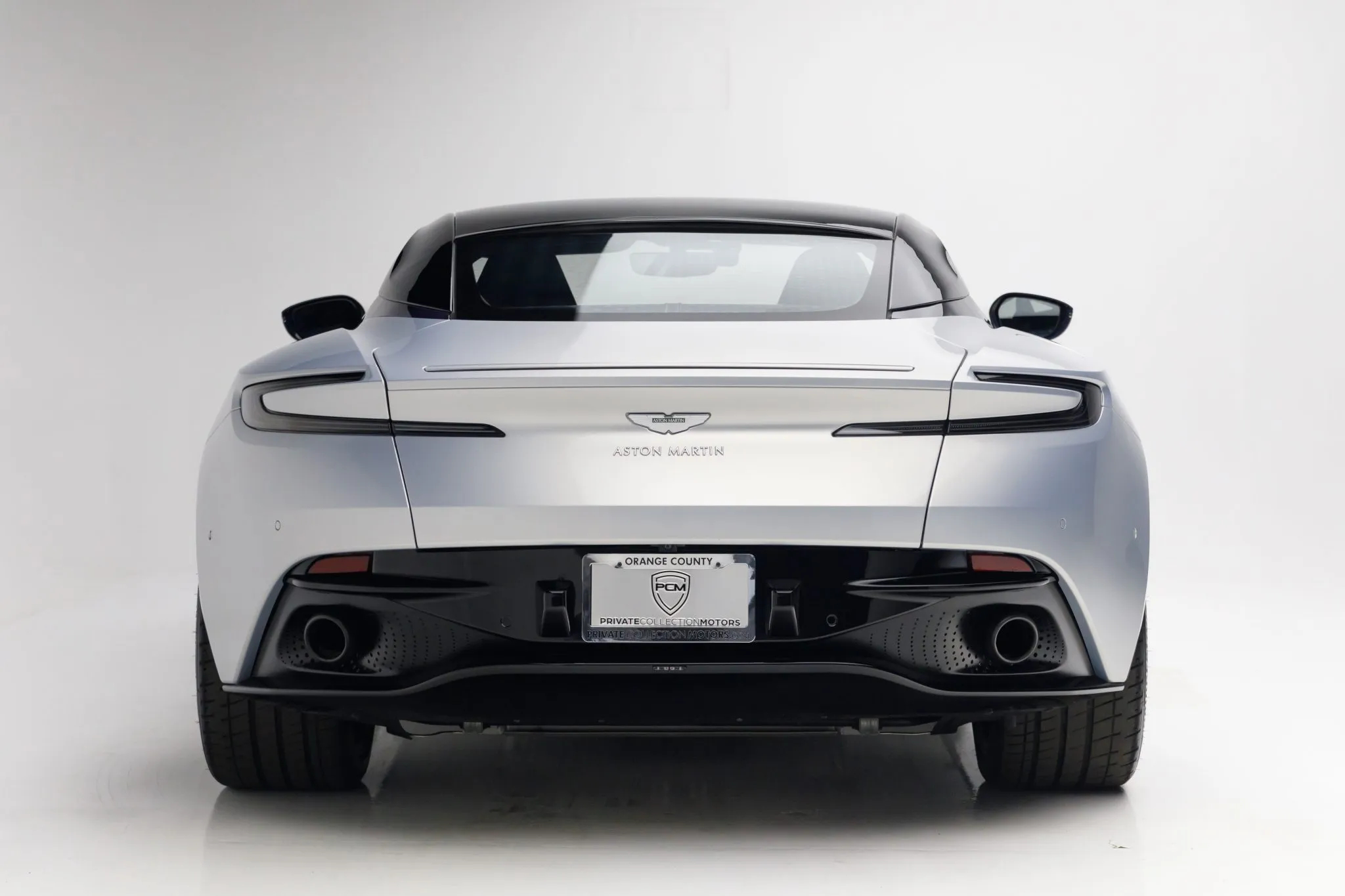 2019 Aston Martin DB11 AMR V12