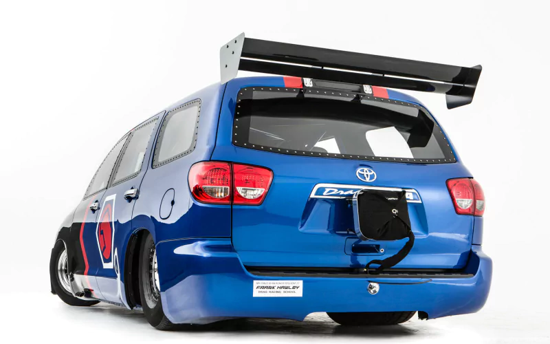 vehicle toyota dragquoia Image