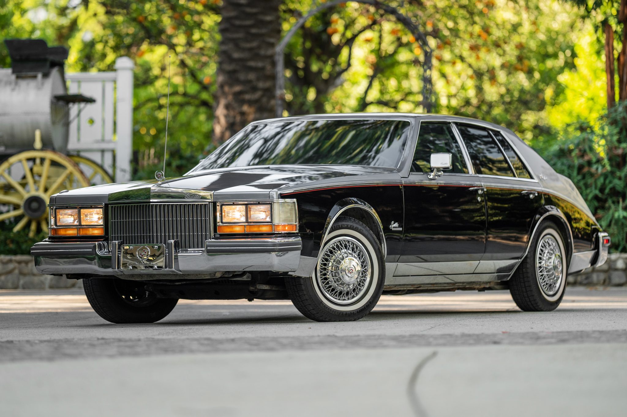 1980 Cadillac Seville Elegante - Image Abyss