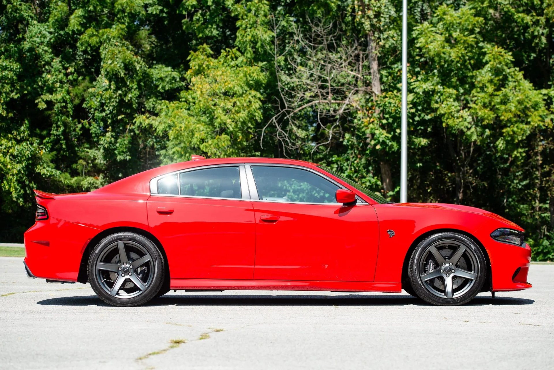 Dodge Charger SRT Hellcat - Desktop Wallpapers, Phone Wallpaper, PFP