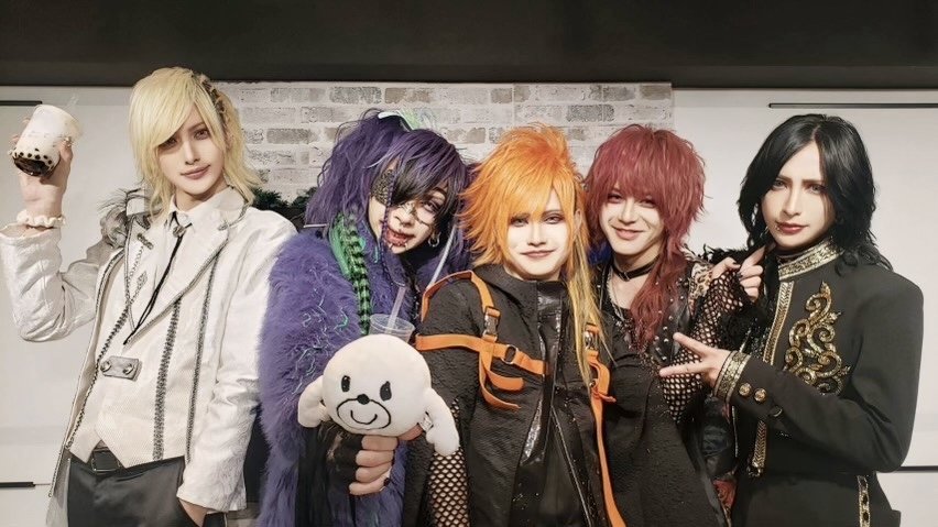 Download Ashmaze. Image