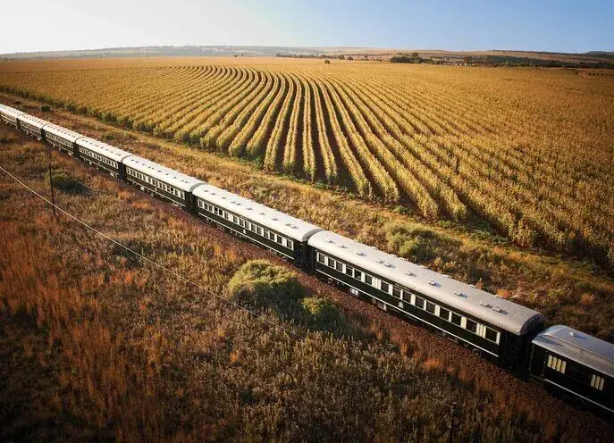  Luxury Rail Travel Expert | Curator of Elite Train Journeys by Aaron Kuehn
