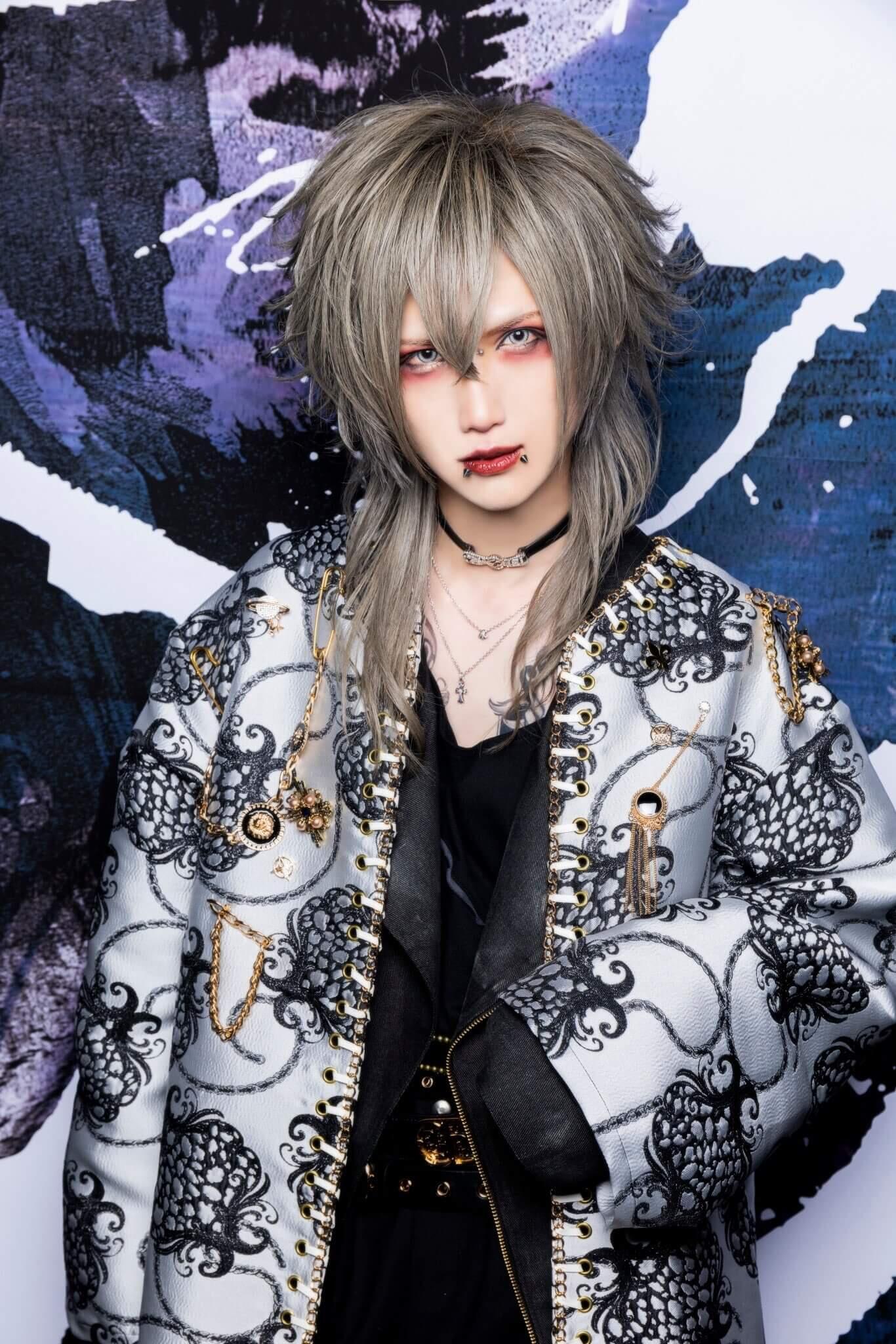 Download ROYZ Image