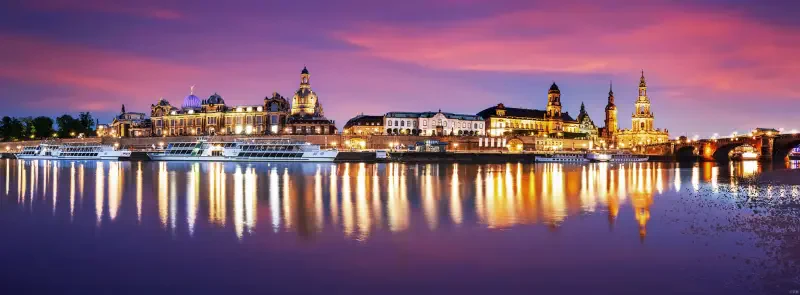 city night Image