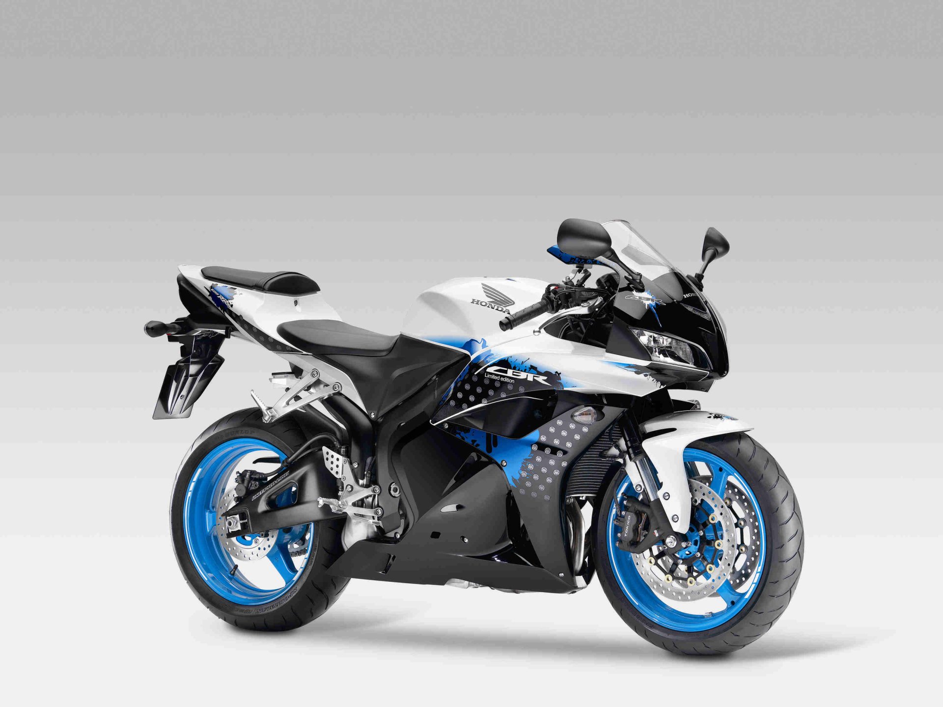 motorcycle vehicle Honda CBR600RR Image