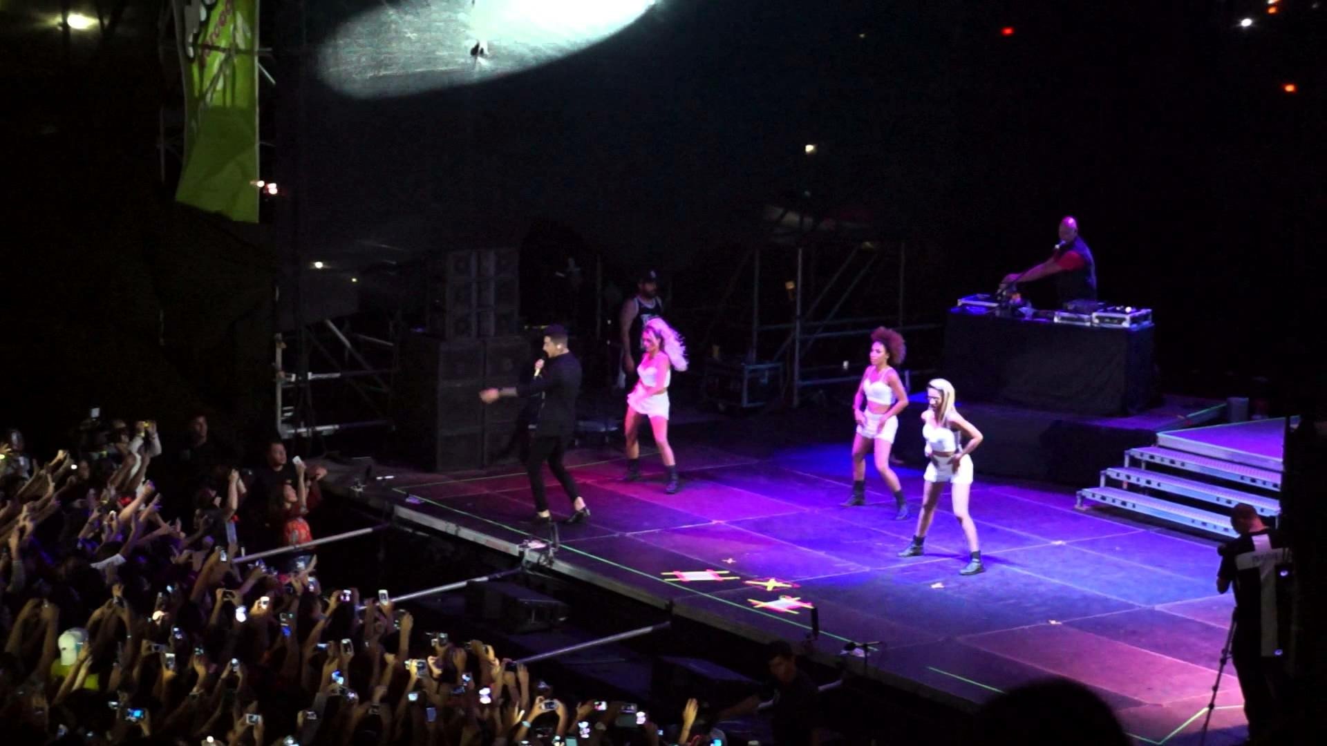 juan luis londoño arias Celebrity Maluma Image