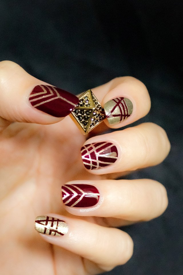  Art Deco finger nails _gold & red